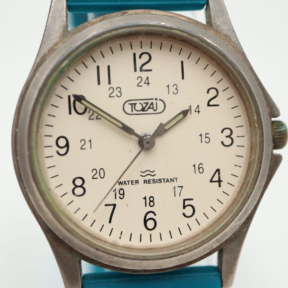 Vintage Tozai Unisex Watch 33mm Round Dial Blue Silicone Strap with New Battery - Picture 9 of 16
